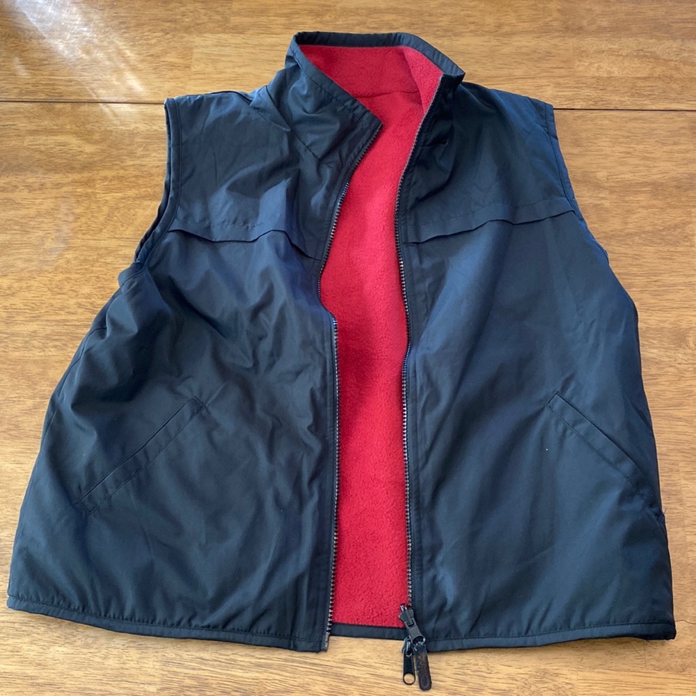 Reversible vest